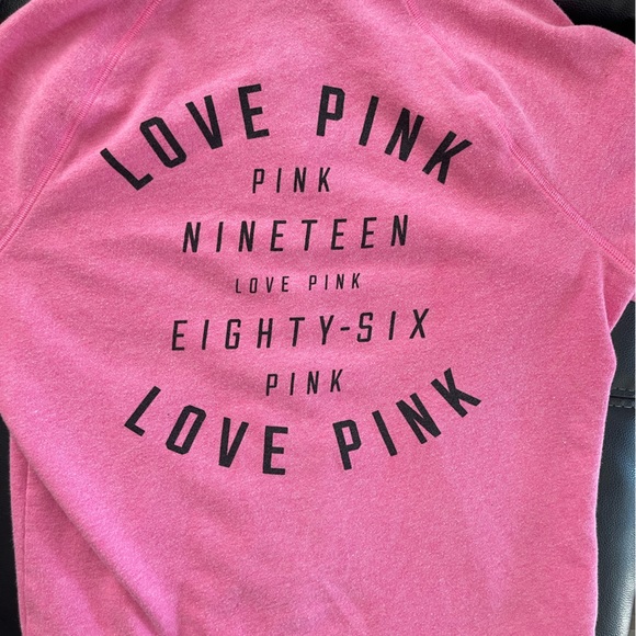 ⬇️PRICE DROP⬇️ 
VICTORIA SECRET HOODIE/ small - Picture 4 of 5